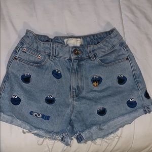 ZARA sesame street shorts